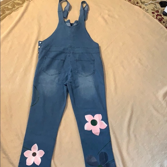Denim jumpsuit- NWOT- med  for women .... - Picture 5 of 6